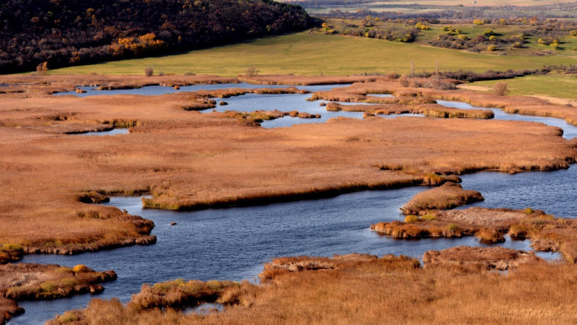 slidebg4 Outer Lake (Külső-tó)