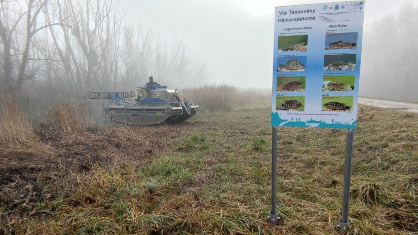 A BfNPI kollégája munkában