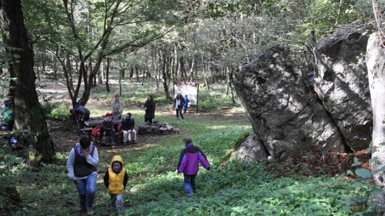 Geotúra és vidám időutazás az olaszfalui Eperjes-hegyi tanösvényen