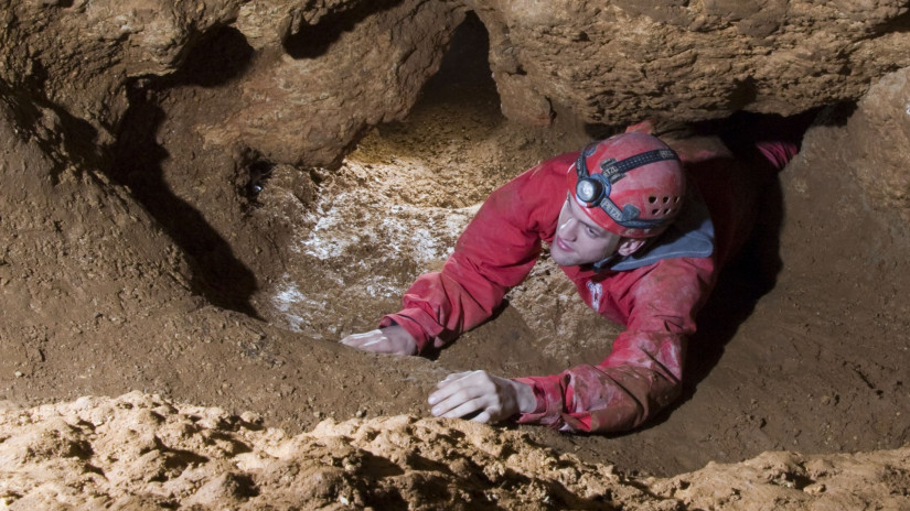 slidebg4 Kőlik Cave, Szentgál