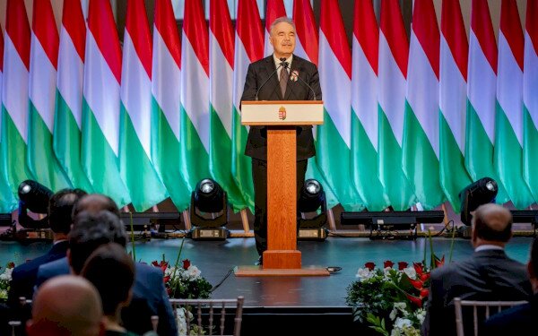 1848-hoz hasonlóan most is békét akarunk, hogy tovább épülhessen az ország